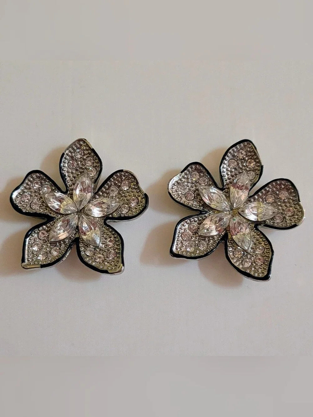 Vintage Silver-Tone Rhinestone Flower Post Earrings